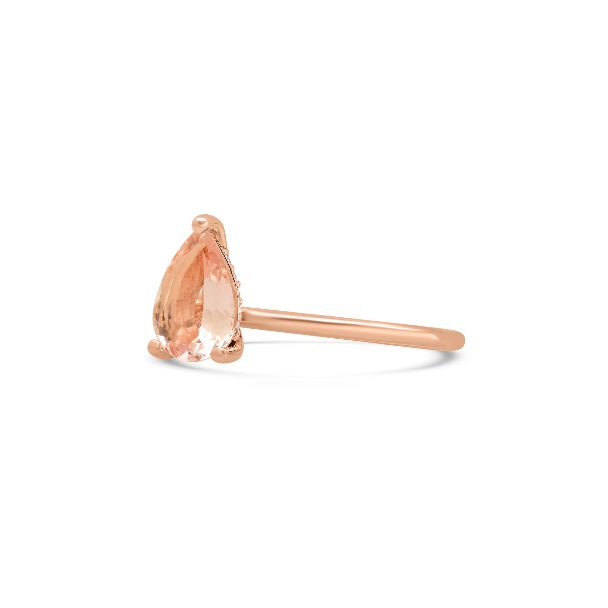 Peach-pink morganite engagement ring 14k gold
